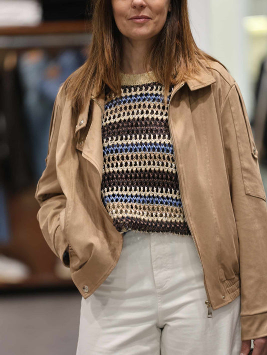 Suede - Bomber | Max Mara - Maglioncino girocollo | Autry - Scarpa | Gianni Chiarini - Borsa