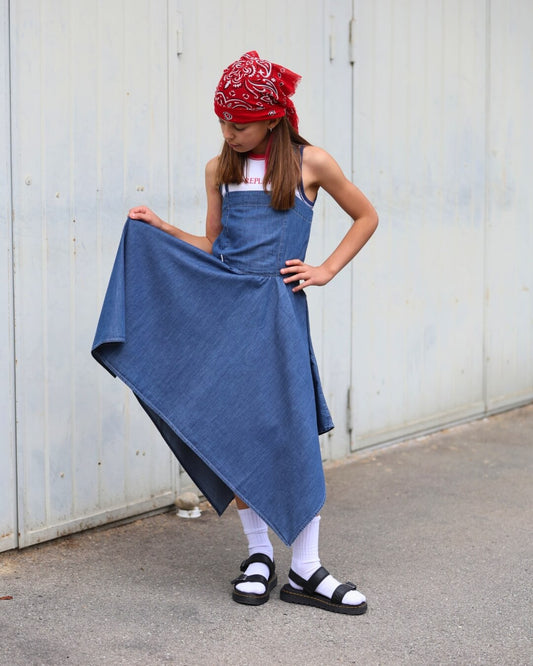 Replay - Abito asimmetrico, Canotta top | Dr. Martens - Sandali