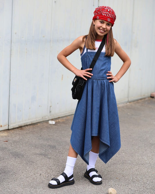 Replay - Abito asimmetrico, Canotta top | Dr. Martens - Sandali