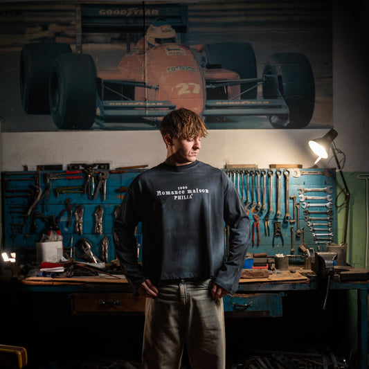 "Romance Longsleeve"